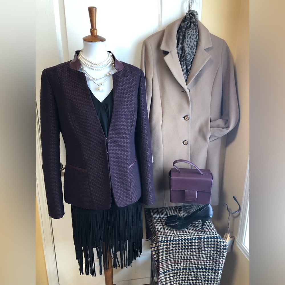 Lafayette 148 NY  Plum /burgundy woven Textured Blazer